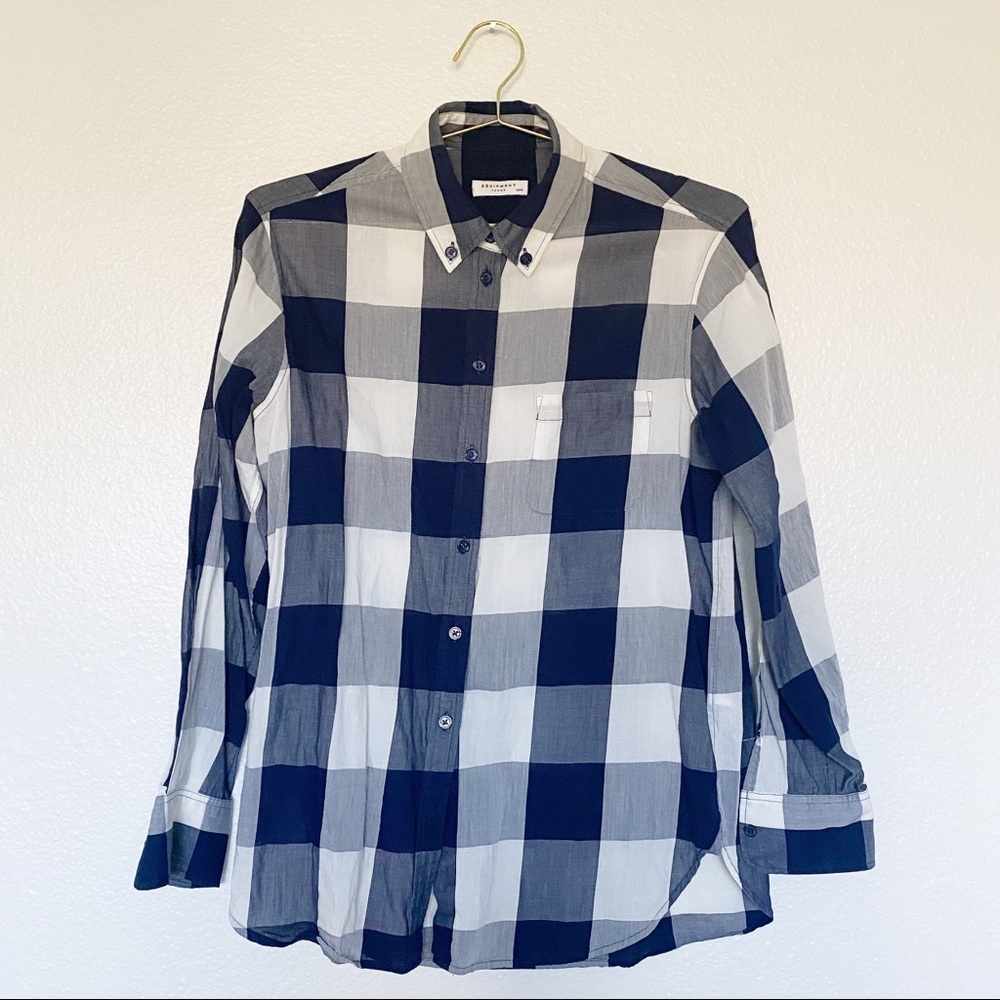 EQUIPMENT Large Gingham Print Button Down in Blue and White SZ M